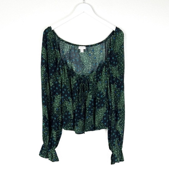 3/$35 Topshop star whimsygoth mixed print tie front flutter top size 12 - Picture 1 of 9